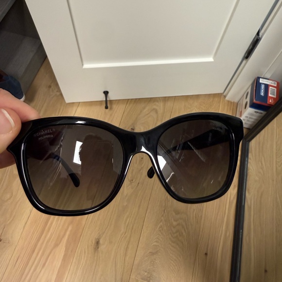 Chanel 5482 black pearl sunglasses main image 5